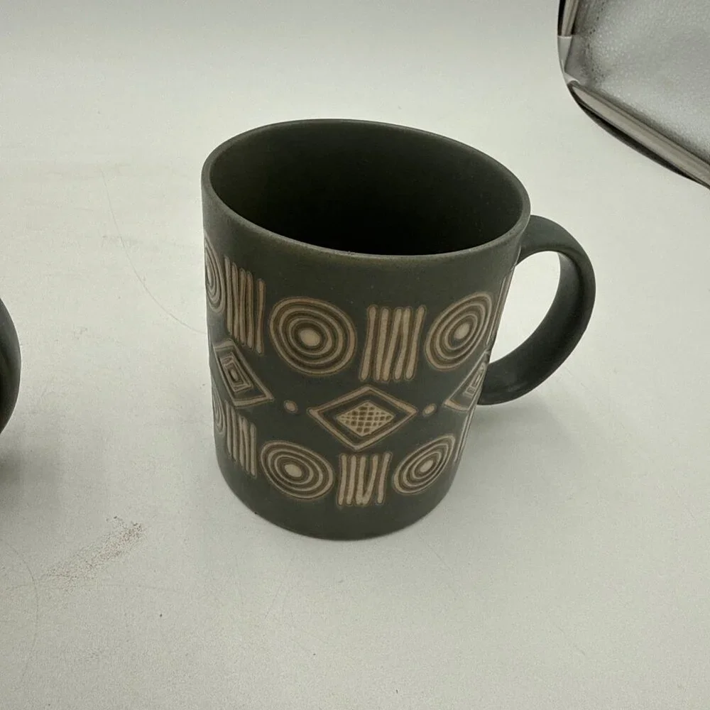 Pottery Barn Bongo Green Coffee Mug Cup Made In Japan Vintage Set 4